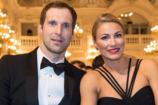 Bývalý fotbalový brankář Čech oznámil rozchod se ženou po 26 letech - Sport.cz